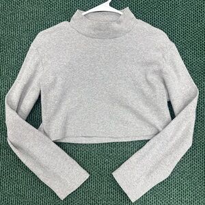 Missguided Gray Cropped Turtleneck Top